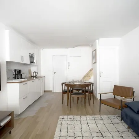 Very Cute 2 Bedrooms#paris 10 Lägenhet *